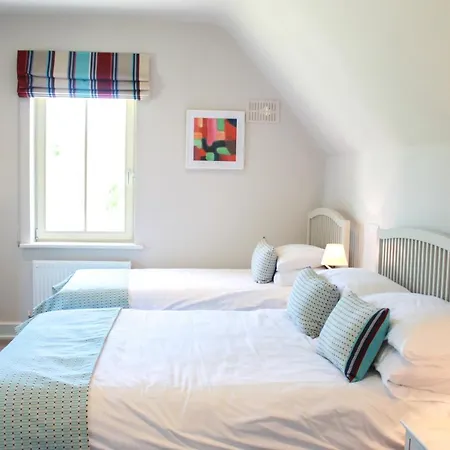 Tatil Evi 4 Bedroom With Wheelchair Accessible Bathroom 2km From Kenmare